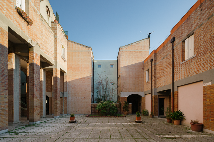 housin-complex-giudecca-island-10.png