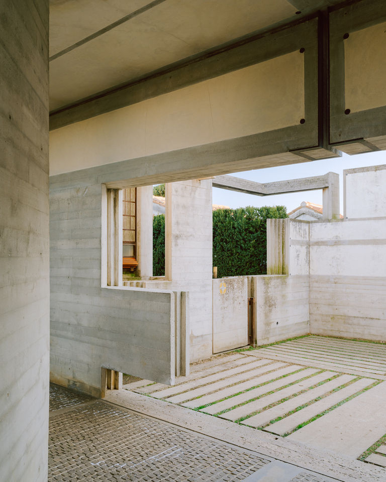 Tomba Brion-21.jpg