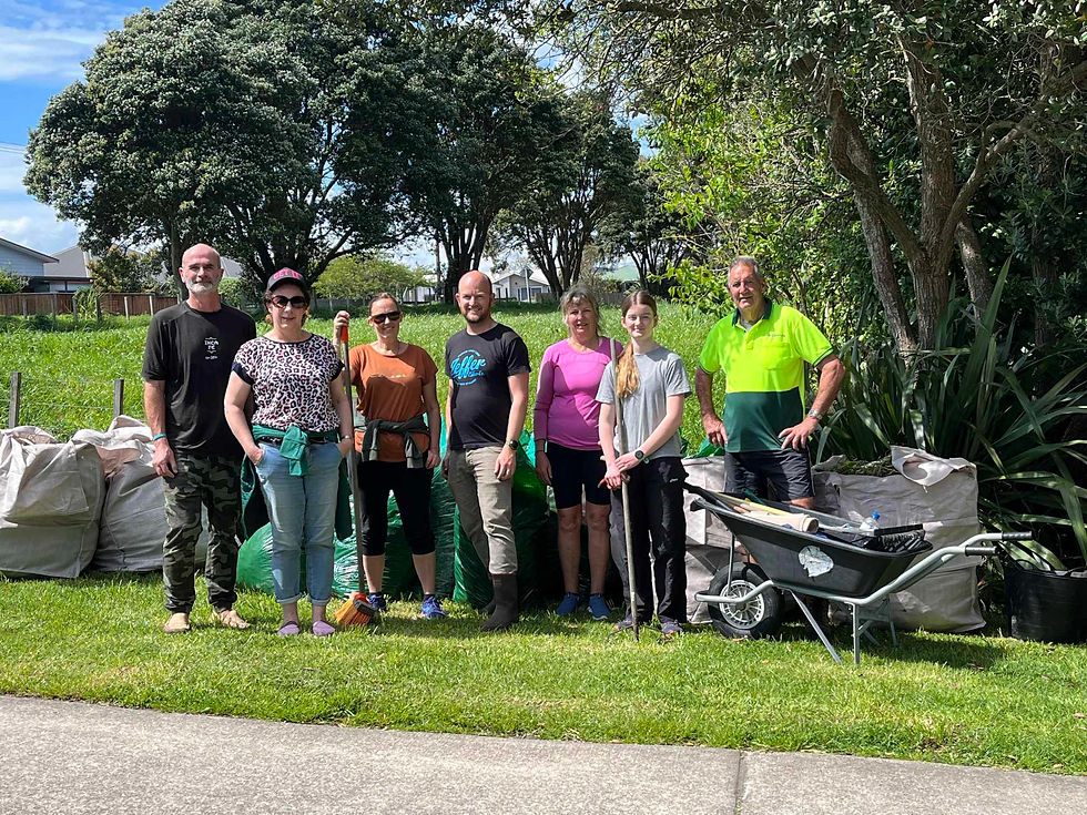 Bell Block Walkway clean up with these amazing community volunteers! 