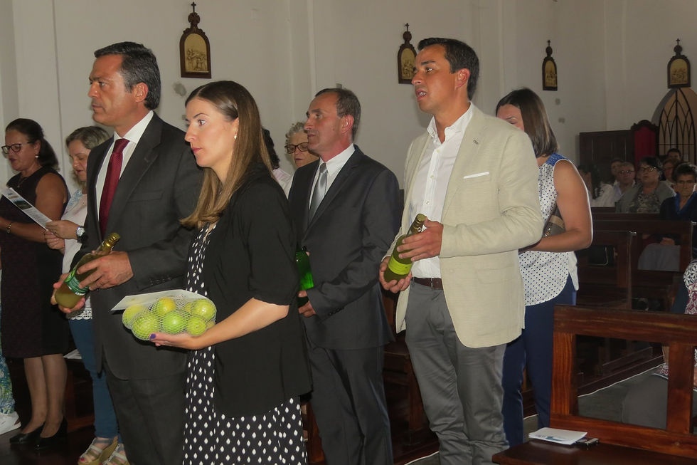 Receção às entidades e missa