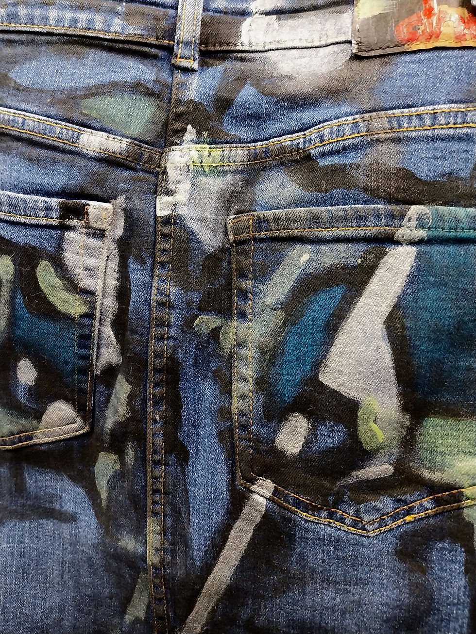 Thumbnail: An encounter in denim skirt