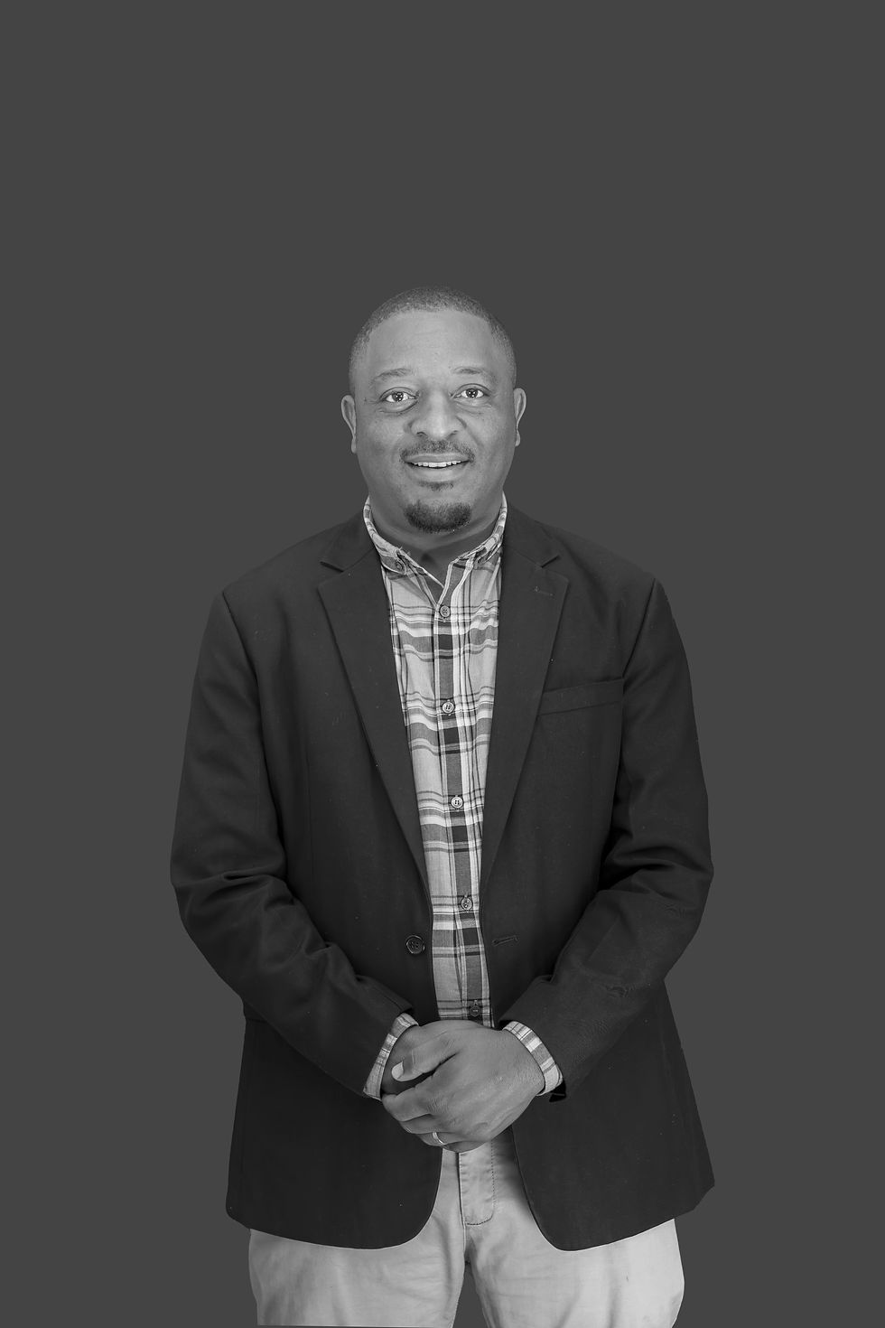 Mathias Mkude_Photo (1)_edited.jpg