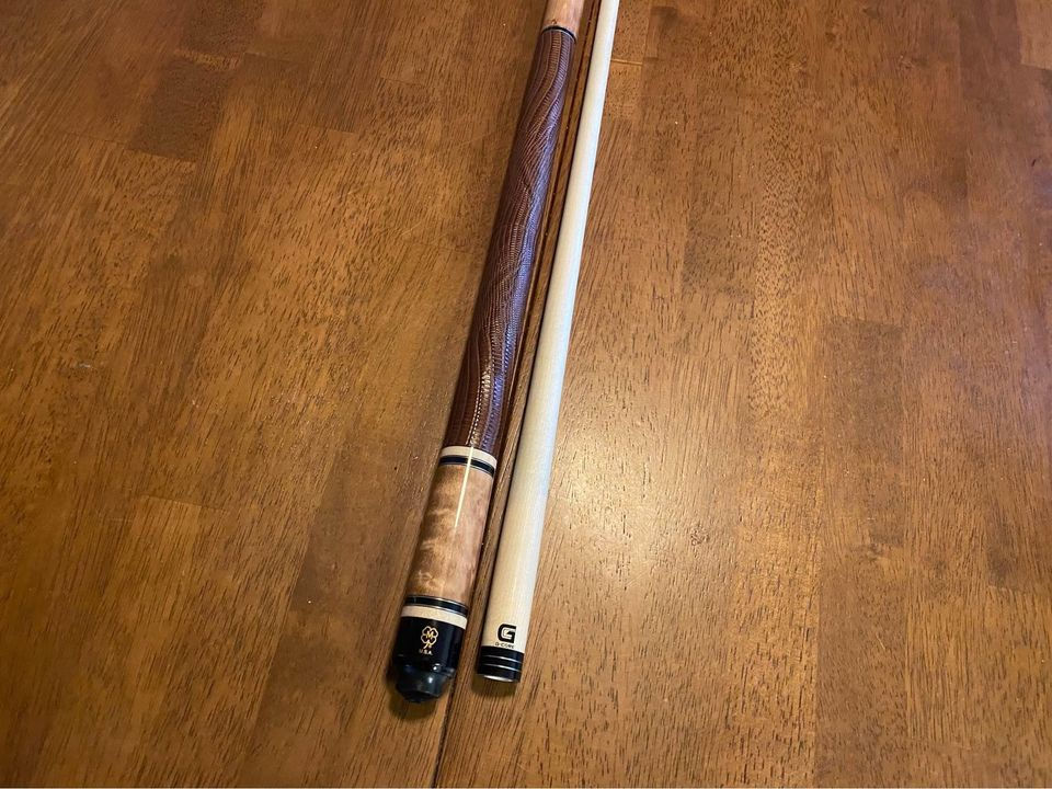 Thumbnail: McDermott G327 Pool Cue