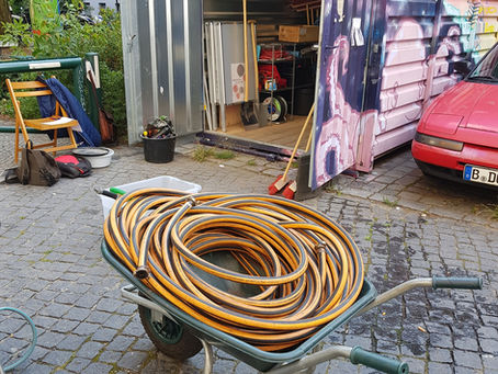 Der Waldstraßen Container