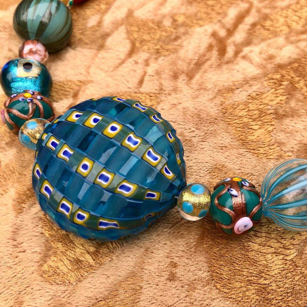 Thumbnail: Acquamare Rosa Battuto Necklace