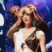 day show hair adjust.jpg