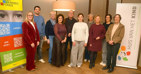 Foto 2KF 098 Winterjas en schoenen Koekelare.jpeg