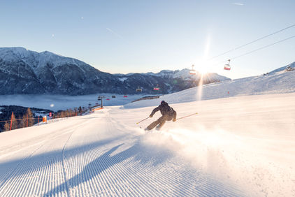 Sportliche Abenteuer im Winter: Skigebiete rund um Maurach und Achenkirch – perfekt für Gäste der Alpenland Ferienwohnungen.