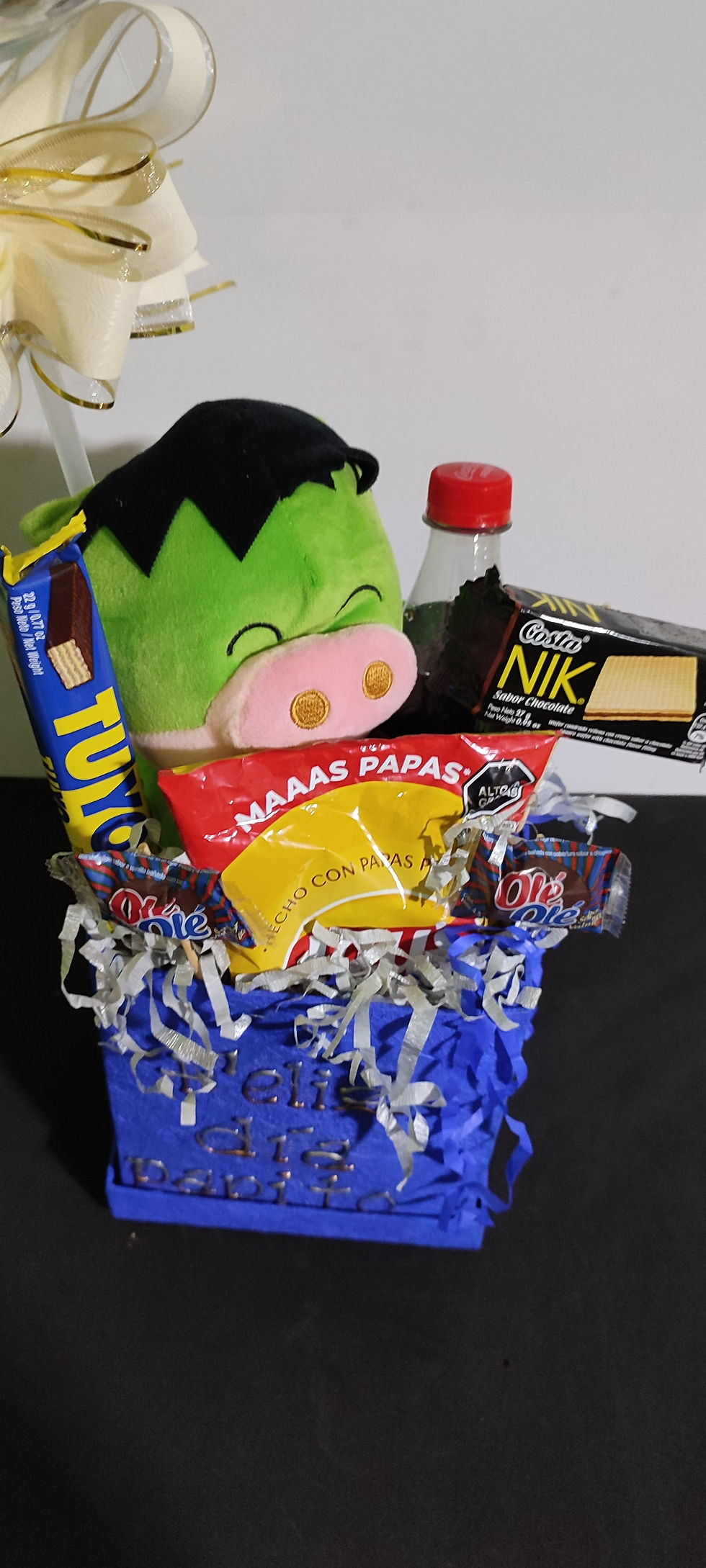 Miniatura: "HAPPY BOX"