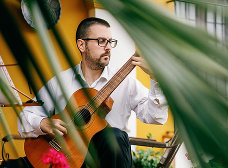 Pablo Spanish Guitarist.JPEG