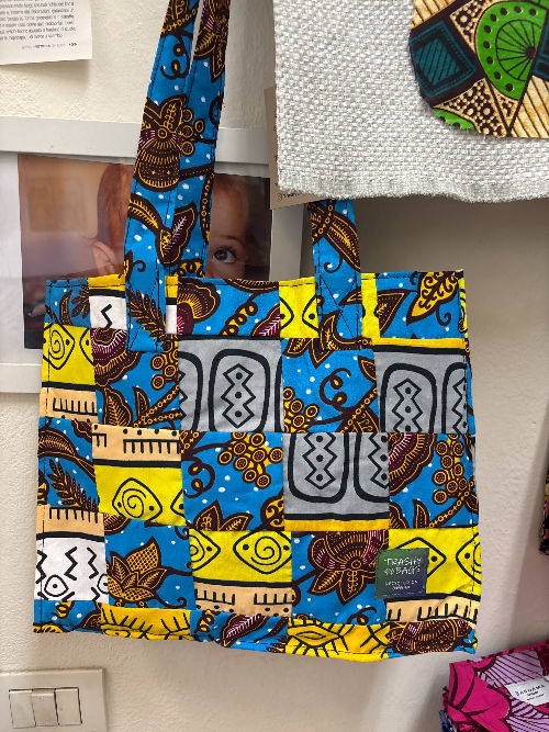Thumbnail: Borsa mare africana ♻️ TRASHY BAG
