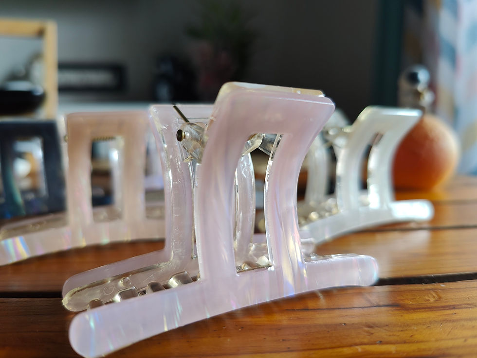 Thumbnail: Shell Shine Hair Claw Clips | 3.5 inch