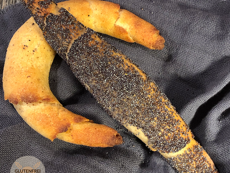 Mürbe Milchkipferl & Mohnstangerl | glutenfreier Frühstücksgenuss für groß & klein