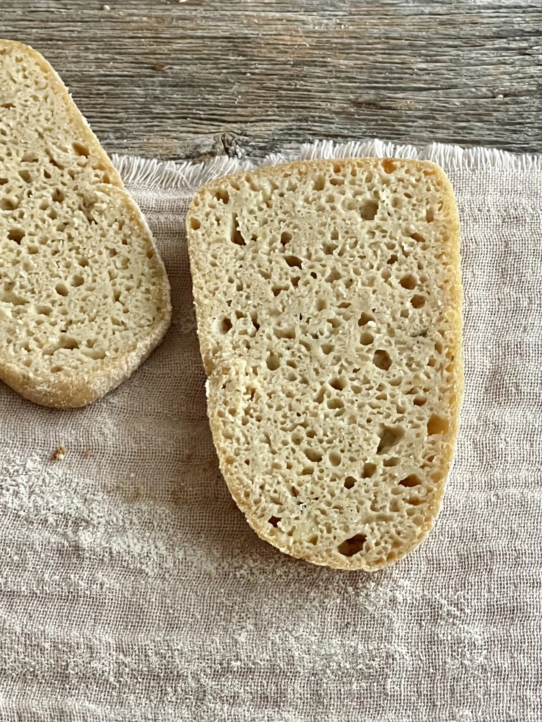Glutenfreies Brötchen Krume