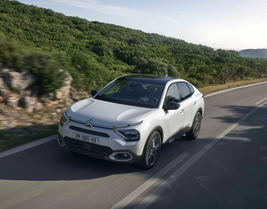 CITROËN C4 X 房車結合SUV