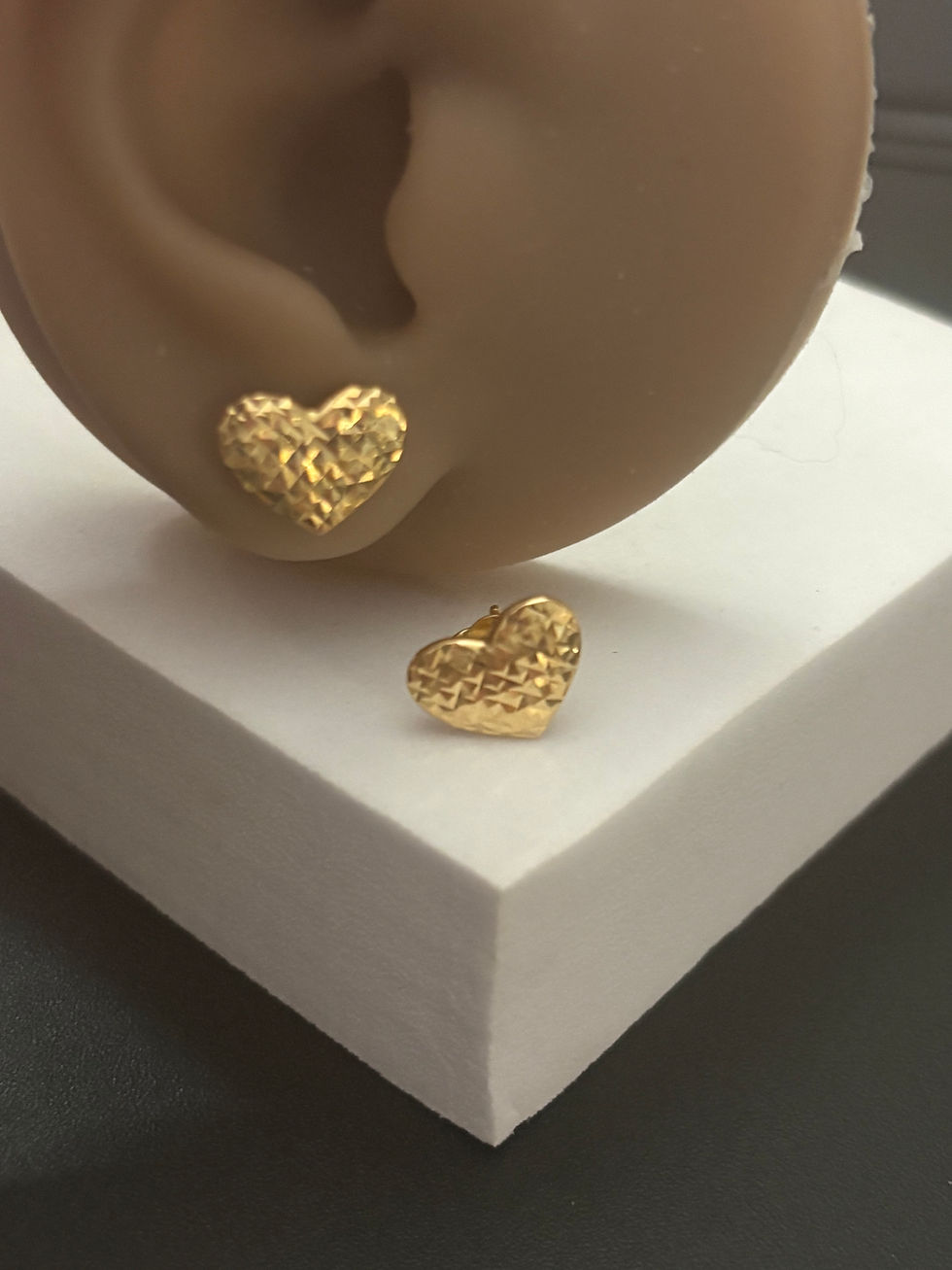 Thumbnail: Diacut Heart Stud Earring 