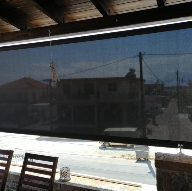 ΚΑΘΕΤΗ ΣΚΙΑΣΗ ΜΕ ΔΙΑΤΡΗΤΟ ΥΦΑΣΜΑ