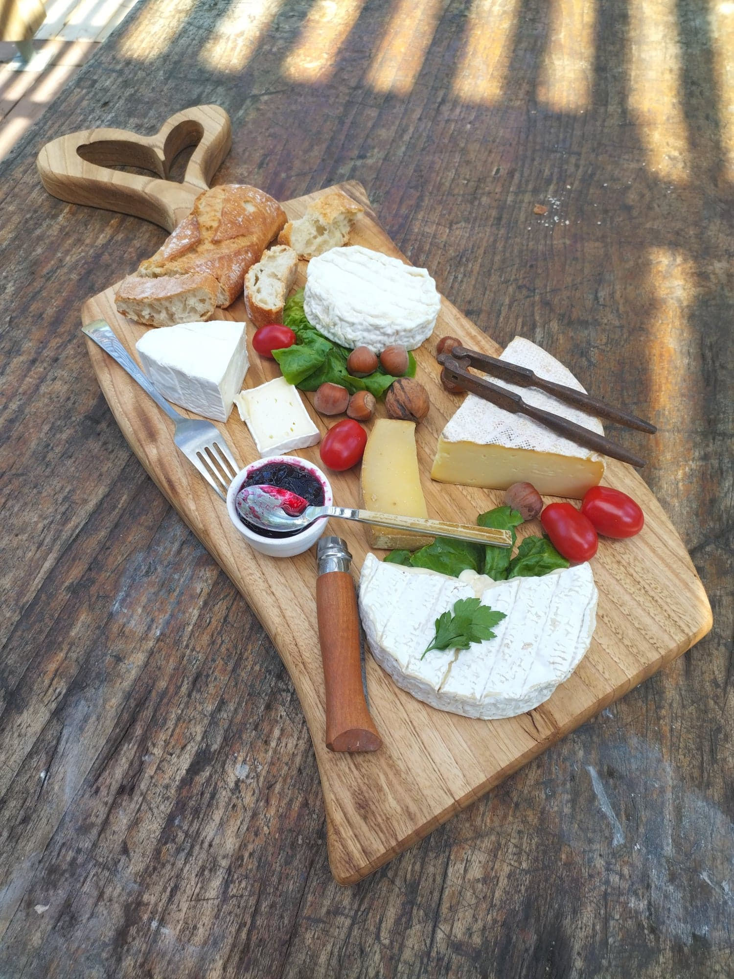 Planche à découper à partager gourmandise XL forme coeur