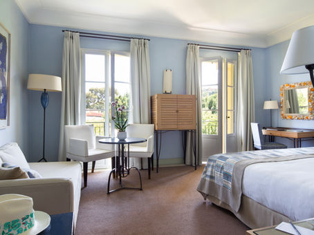 Final preparations for Hotel Royal Riviera