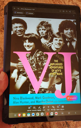 VJ, Gavin Edwards