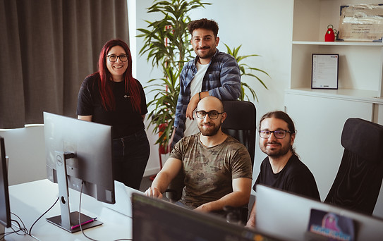 apuliasoft_dedicated_team.jpg