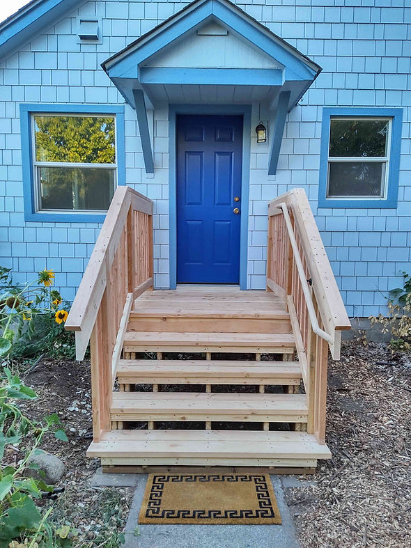 Stain Quality Deck and Stairs.