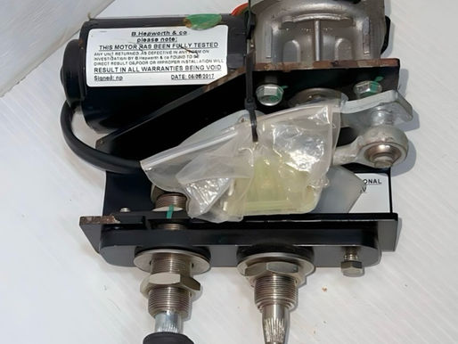 Worldwide Delivery: B.HEPWORTH 30Nm Window Wiper Motor 101118/2