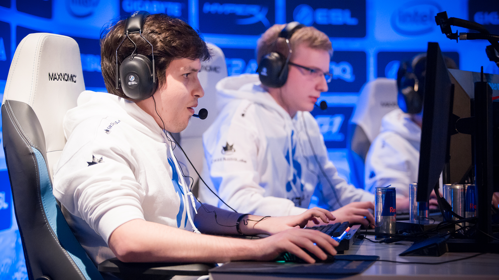 Cá Cược Esports Là Gì? Các Hình Thức Chơi Cá Cược Esports content media