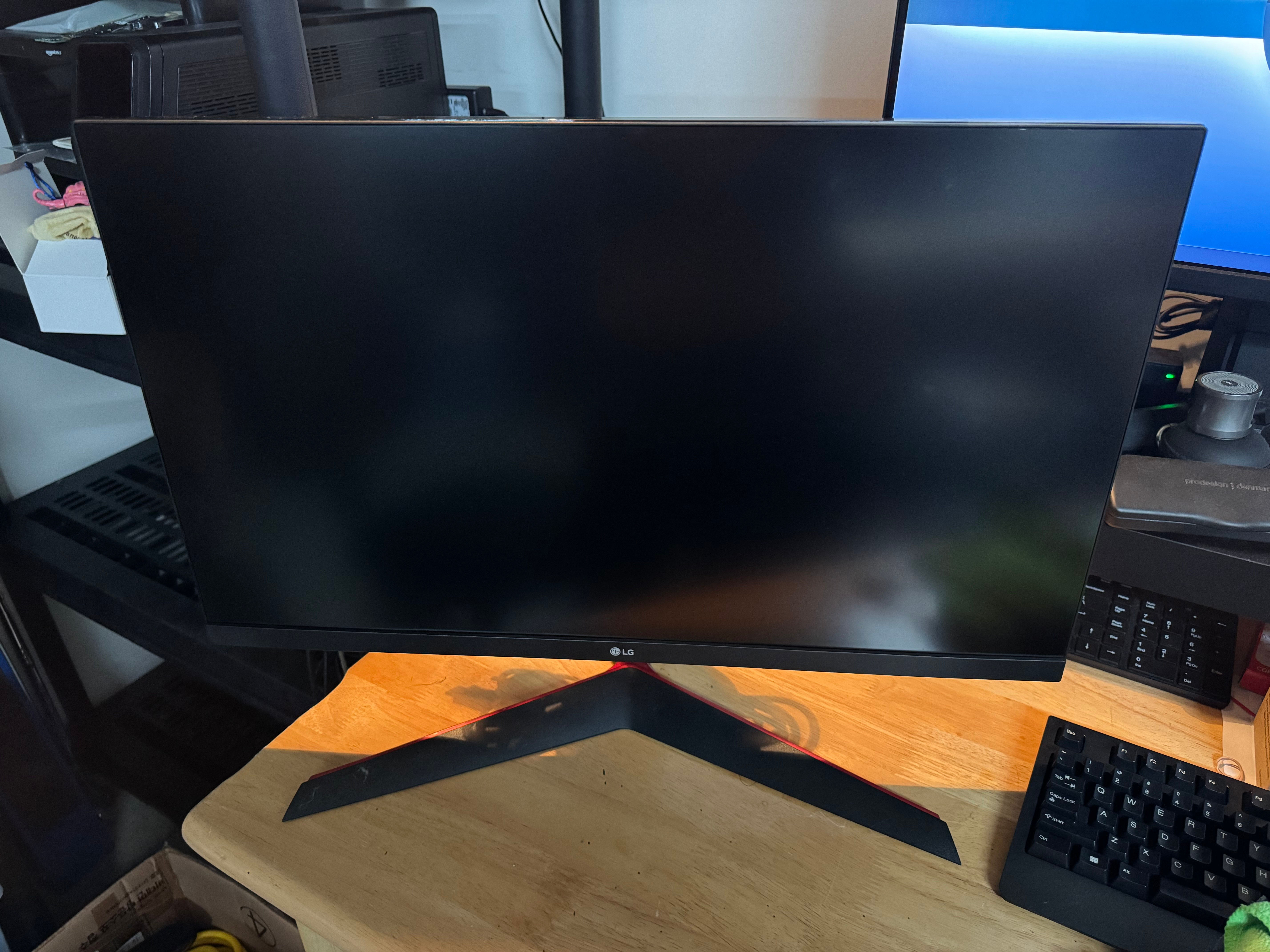 LG UltraGear 27GL650F-B Monitor