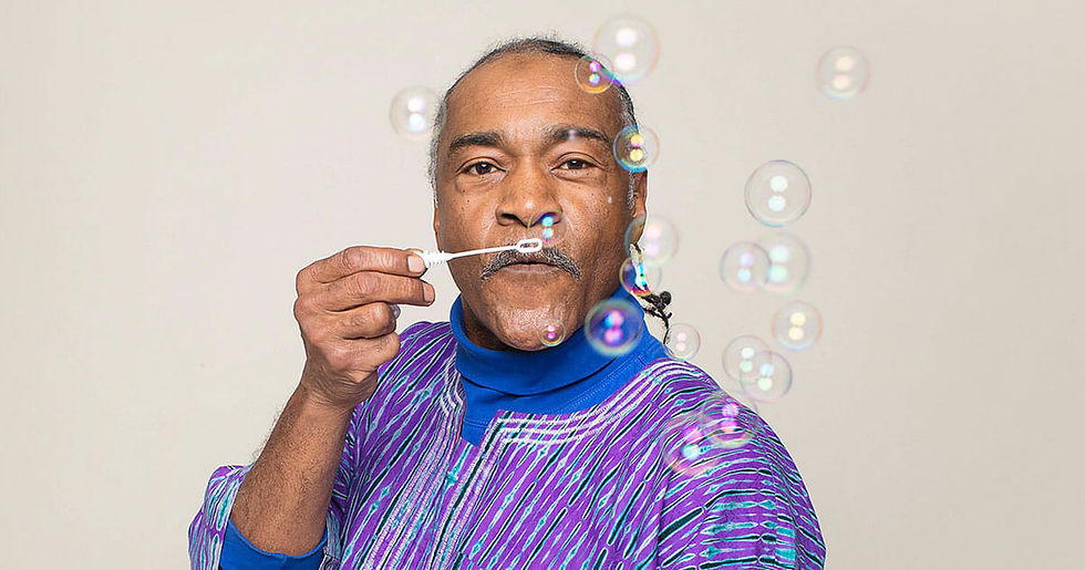 Melvin Giles - Bubble Man