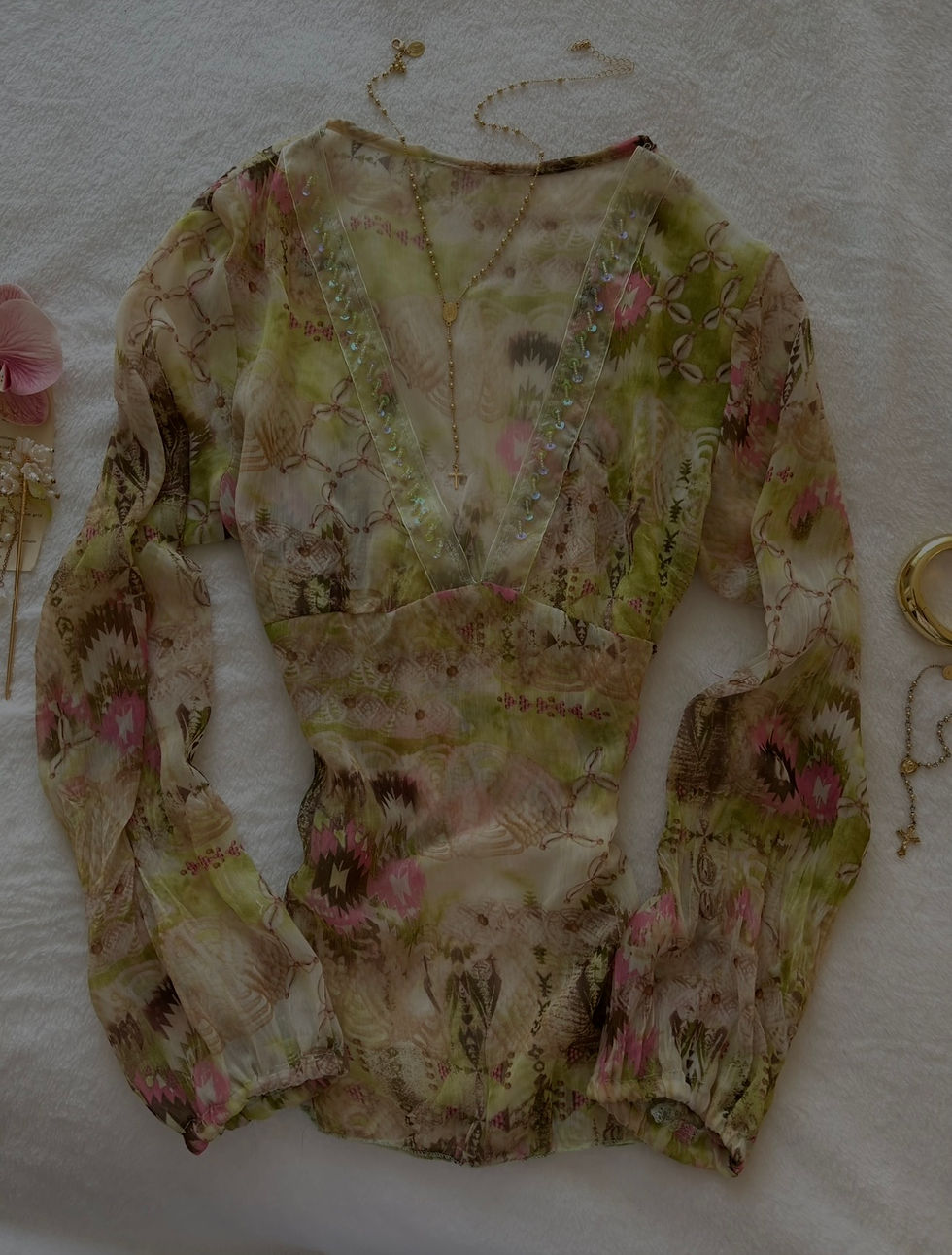 Thumbnail: ❀ True Vintage Floral Beaded Whimsical Dollette Shirt ❀
