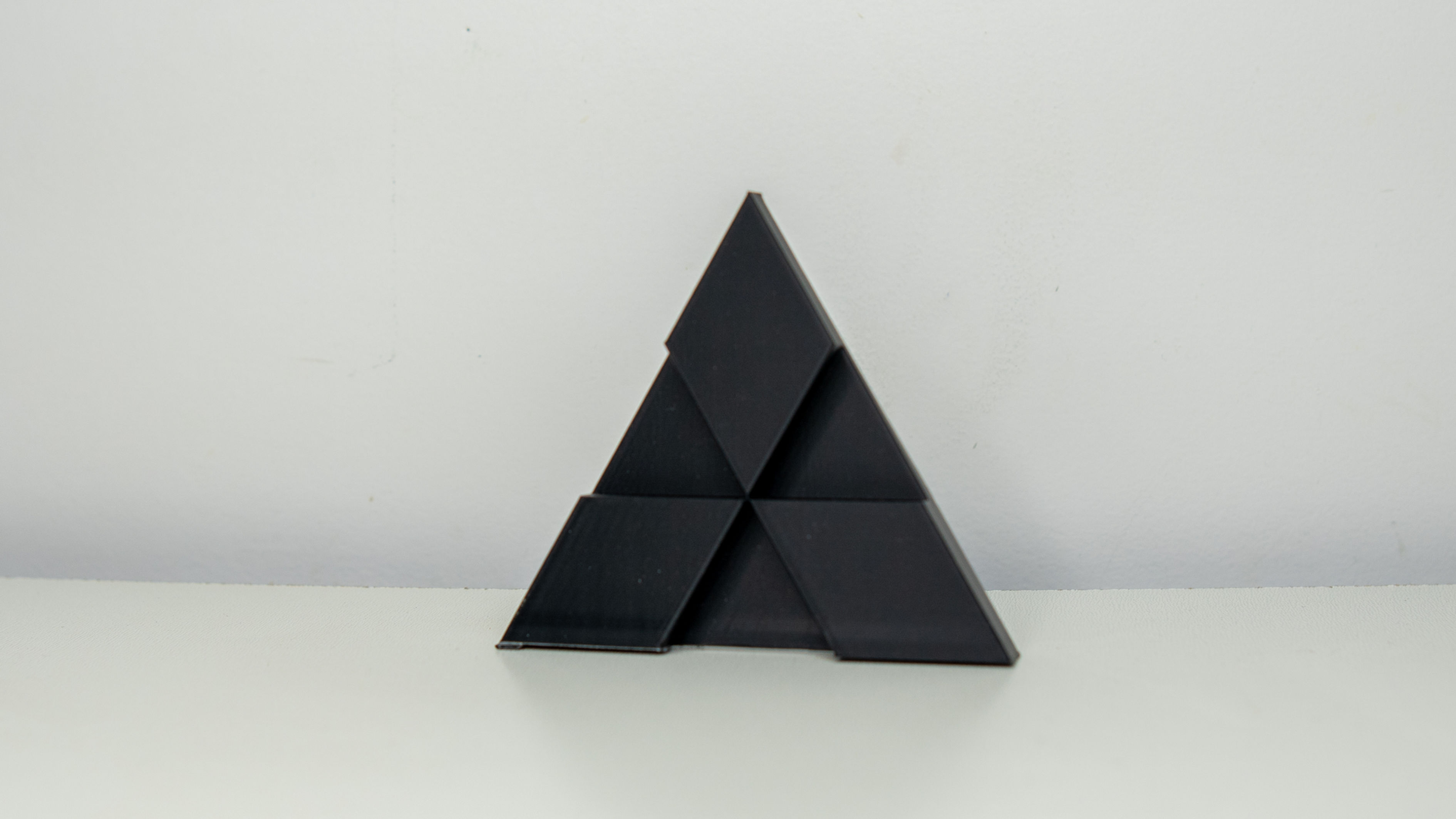 EMBLEMA MITSUBISHI TRIANGULAR