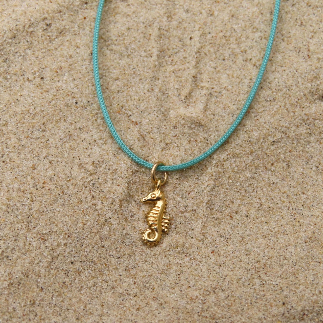 Turquoise Sea Horse