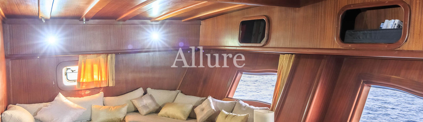 Luxury Master Cabin Interior Gulet Allure Croatia Charter