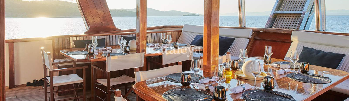 Gulet Cataleya Aft Deck Al Fresco Dining Area for 21 Guests