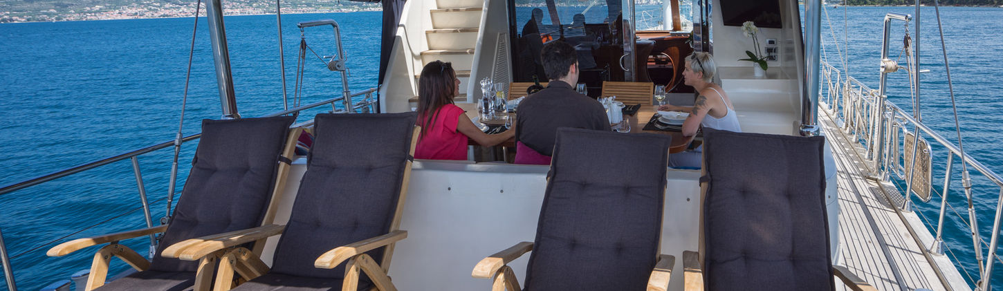 Gulet Alba Aft Deck Dining and Lounge Area for 10 Guests