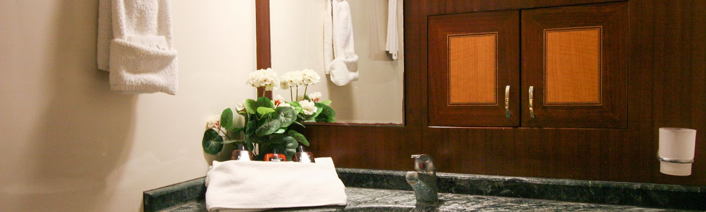 Triple Guest Cabin with Ensuite Gulet Caneren for 9 Pax