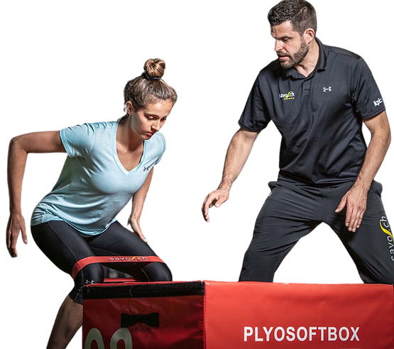 Zufriedene Functional Training Kundin bei savo.ch