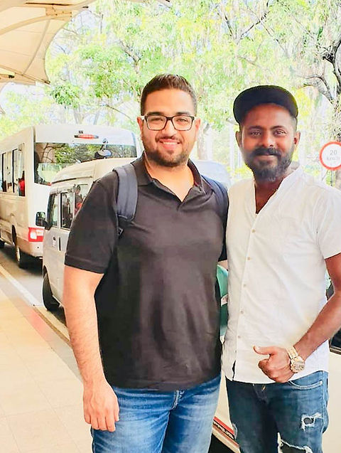 happy client of sri lanka personal tour driver