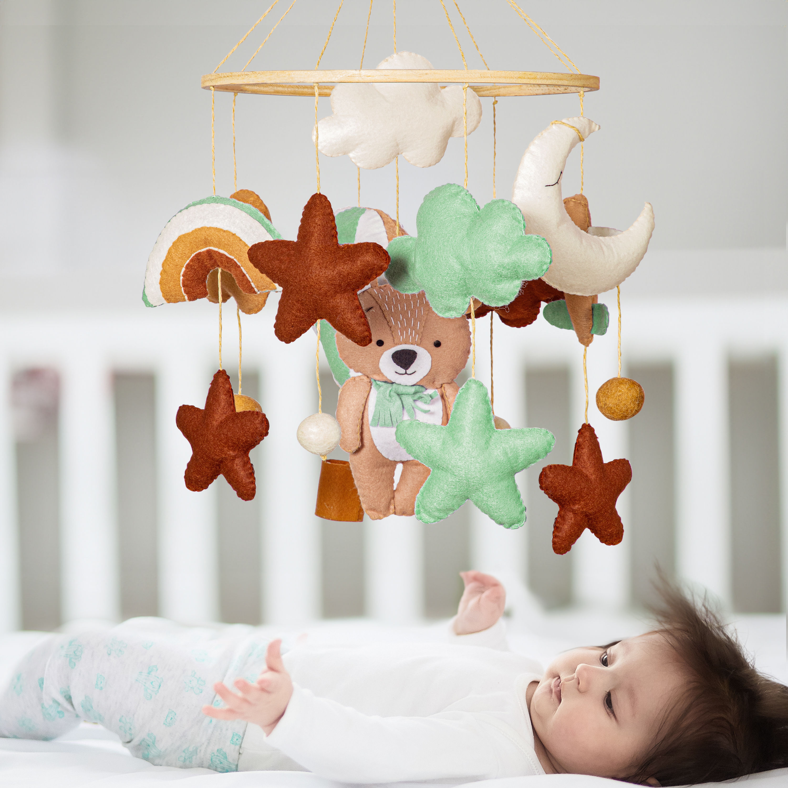 Teddy bear-(green )theme mobile cot