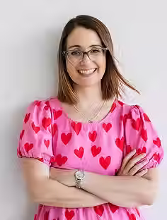 Dr Laura Bennett.avif