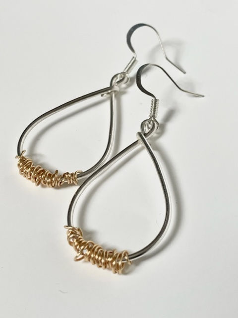 Thumbnail: Golden Embrace Earrings