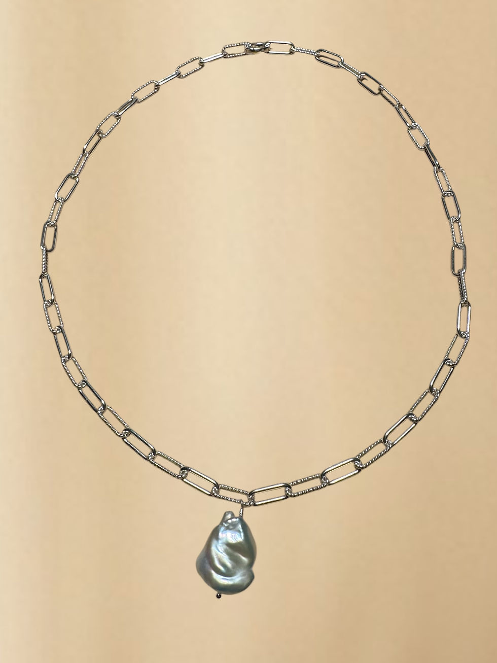 Thumbnail: Iridescent Keshi Pearl Elegance Necklace