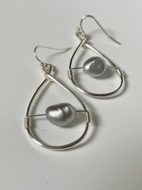 Thumbnail: Tranquil Essence Floating Pearl