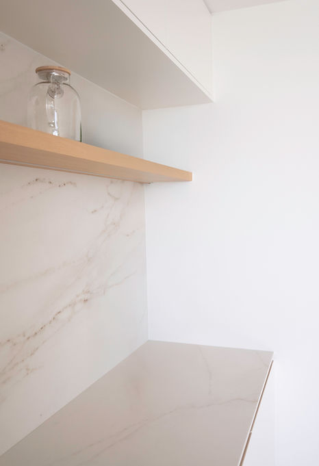 Cuisine Sur Mesure Remersdael l Fourons l Liège Chêne clair dekton rem Carl Hansen
