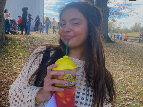 Fresh Squeezed Lemonade and Cinnamon Glazed Nuts