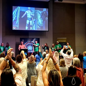 Craig Cole getting a standing ovation at the Cosmic Consciousness Conference