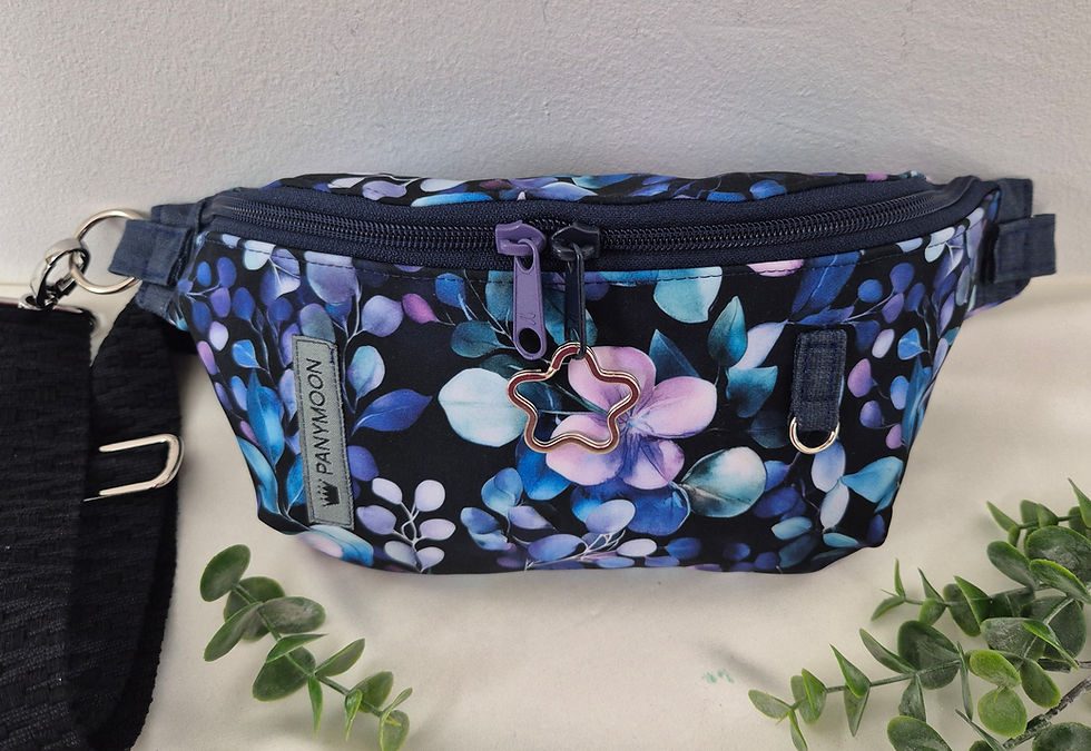Miniaturbild: Xenia Bauch-/Crossover Tasche Style Gr.M - Blüten und Blätter blau-lila