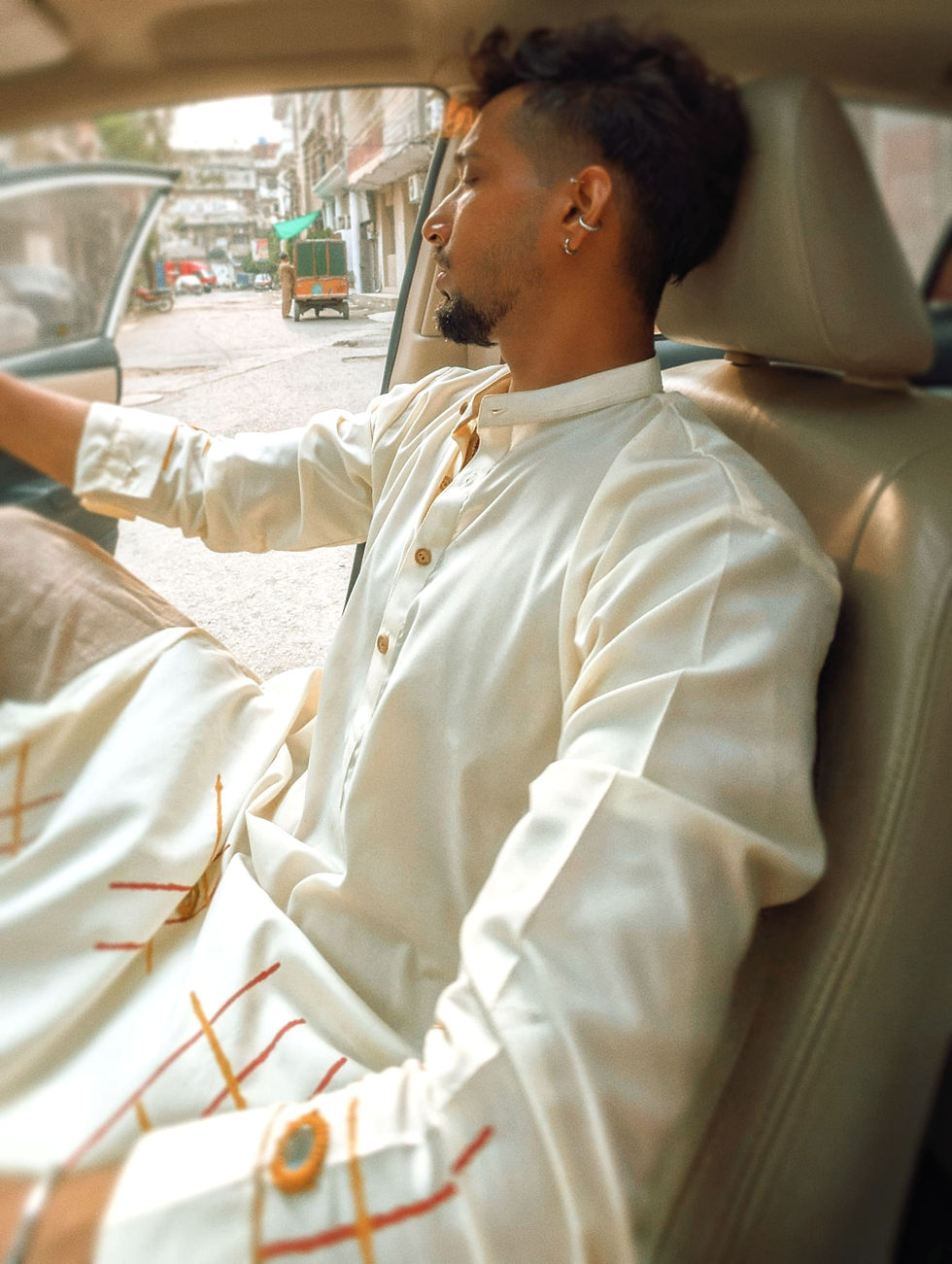 Thumbnail: Dibbi Kurta