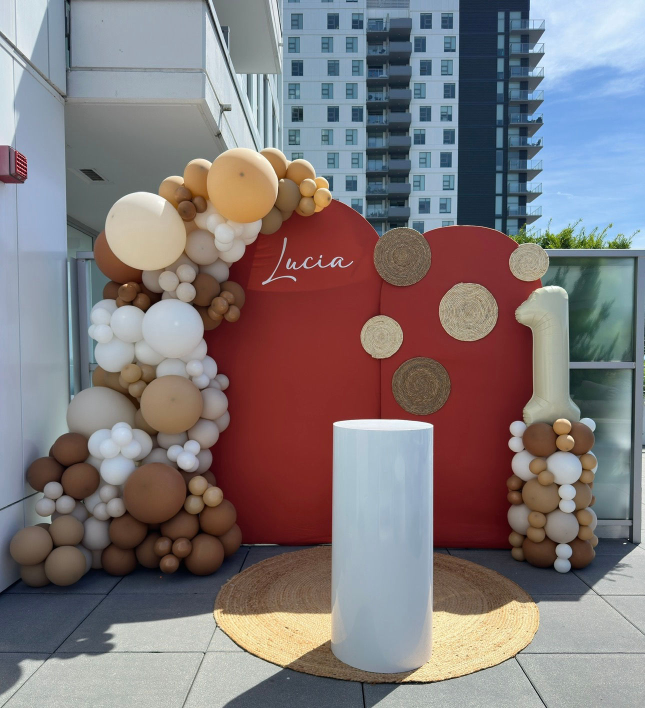 First birthday balloon setup 